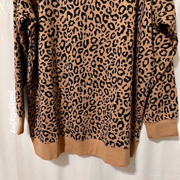 SET: Torrid Super Soft Fleece Leopard Raglan Sweatshirt/Jogger 1X - Picture 8 of 16